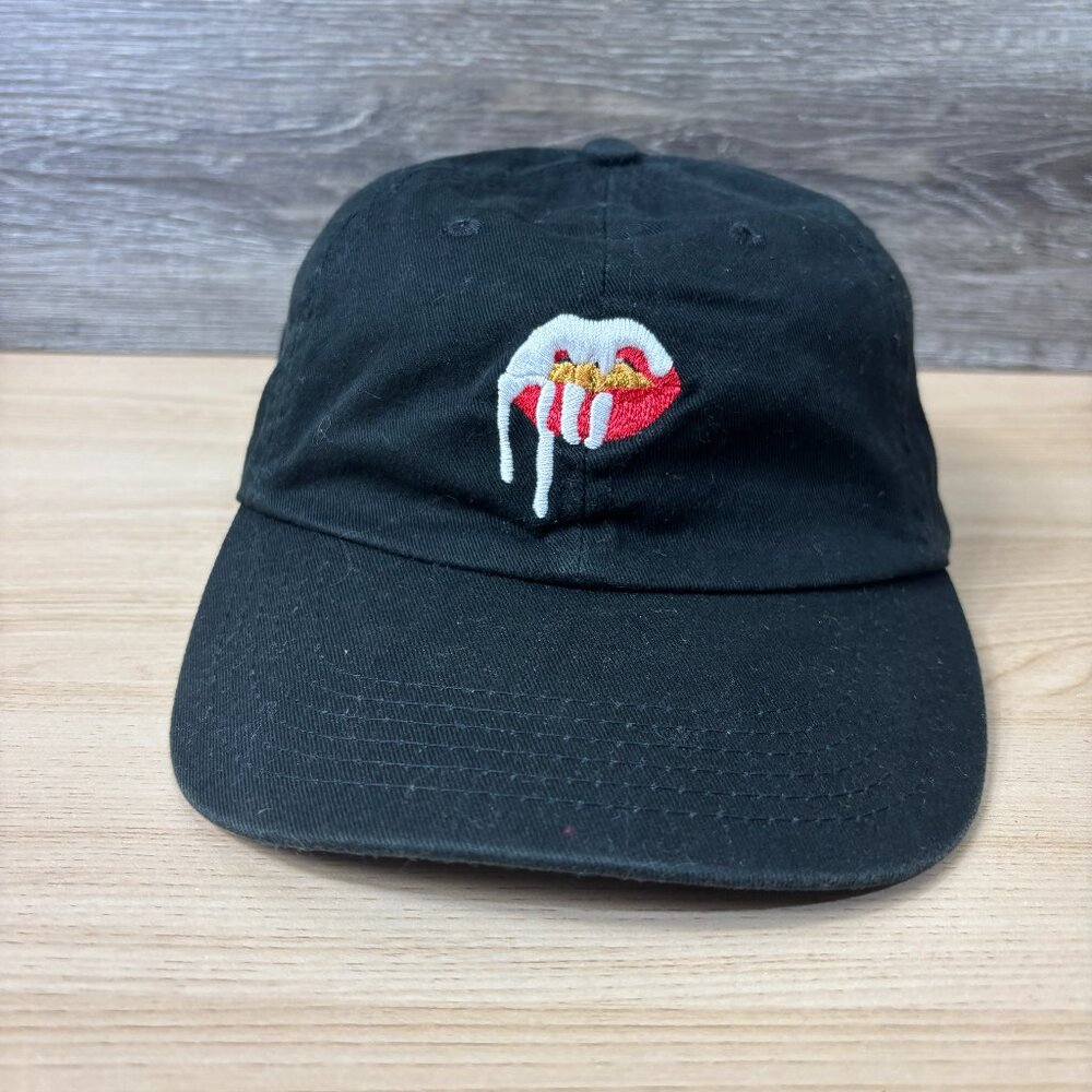 Kylie Jenner Hat Cap Strap Back Black Lips One Size‎ Adjustable